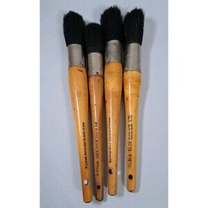 VTG Round Paint Brushes Pure Natural Bristle Lot of 4 Globe Brand Wood Handles